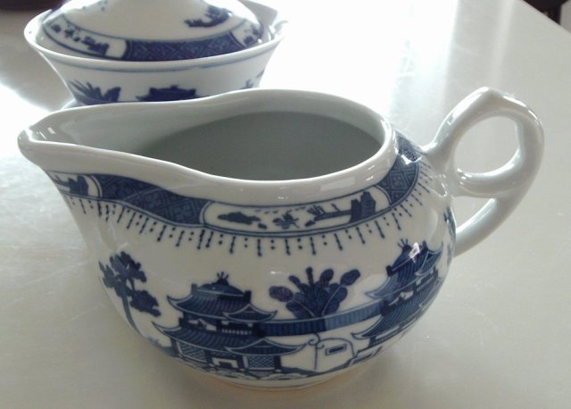 Blue Willow pattern tea pitcher 