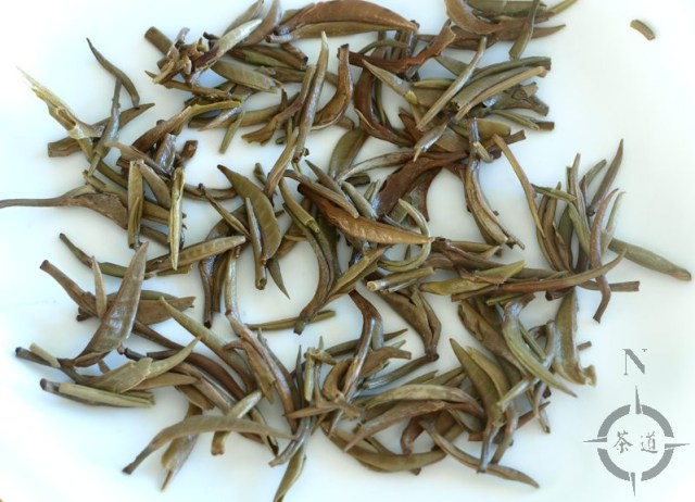 Silver Needle tea leaves after 8 infusions 