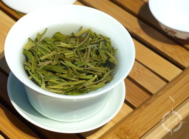 West Lake Longjing steeping in a gaiwan