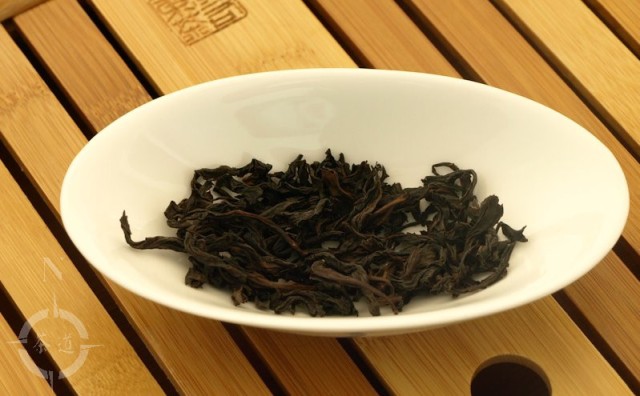 Wu Yi Shan Qi Lan tea leaves