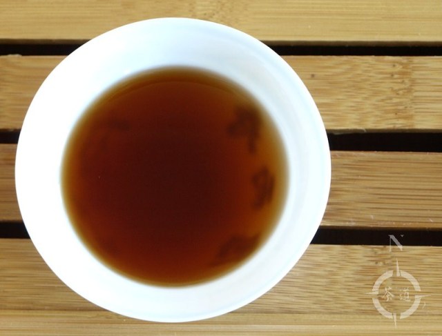 2003 meng hai factory shou pu-erh - in the teacup