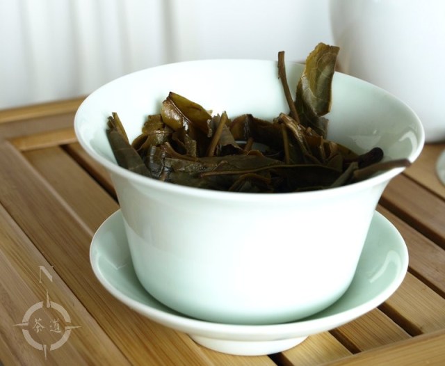 White2Tea Daily Drinker - finished leaf