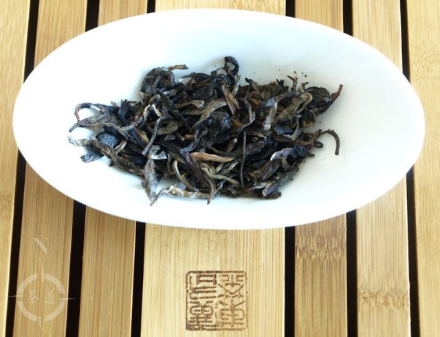 Canton Raw Autumn 2011 Bu Lang - dry leaf