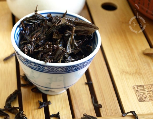 Da Hong Pao used leaf