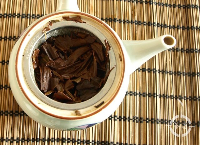 Gopaldhara Red Thunder Gold - used leaf