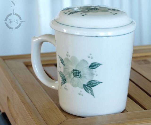 Chinese tea mug