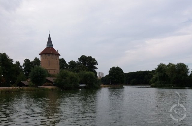 Parklife lakeview tower