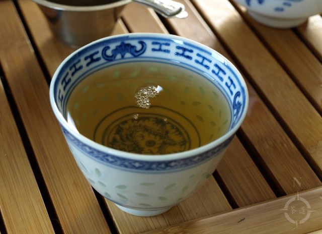 2018 Mengku Tea Factory Spring Tips - a cup of