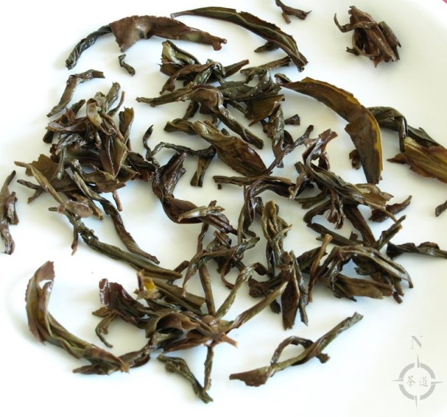 feng huang milan dancong - used leaves