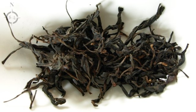 Shan Lin Shi Hong Cha - dry leaves