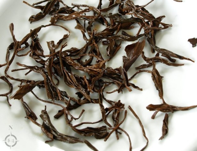 Shan Lin Shi Hong Cha - used leaves