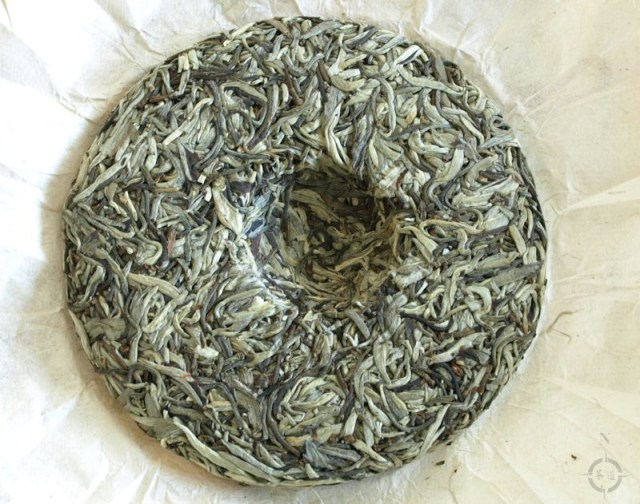 Simply Tea 2016 White Dragon Whiskers Tribute - unwrapped back