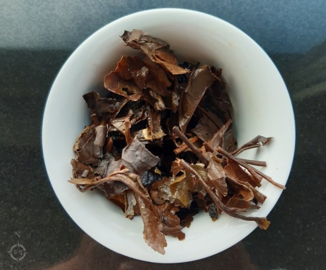 bai mu dan dragon ball - used leaves