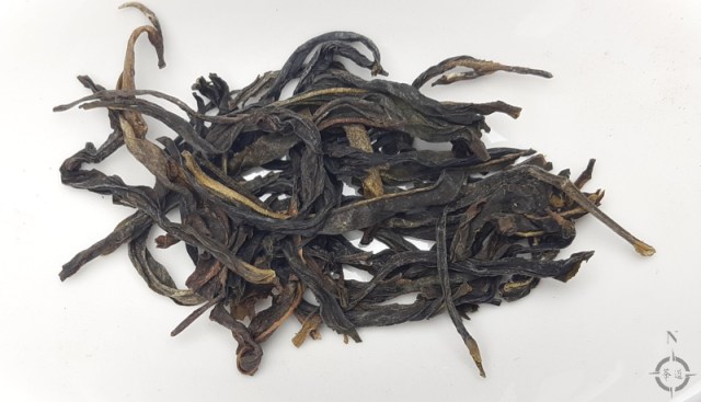 Feng Huang Da Wu Ye Dancong - dry leaf